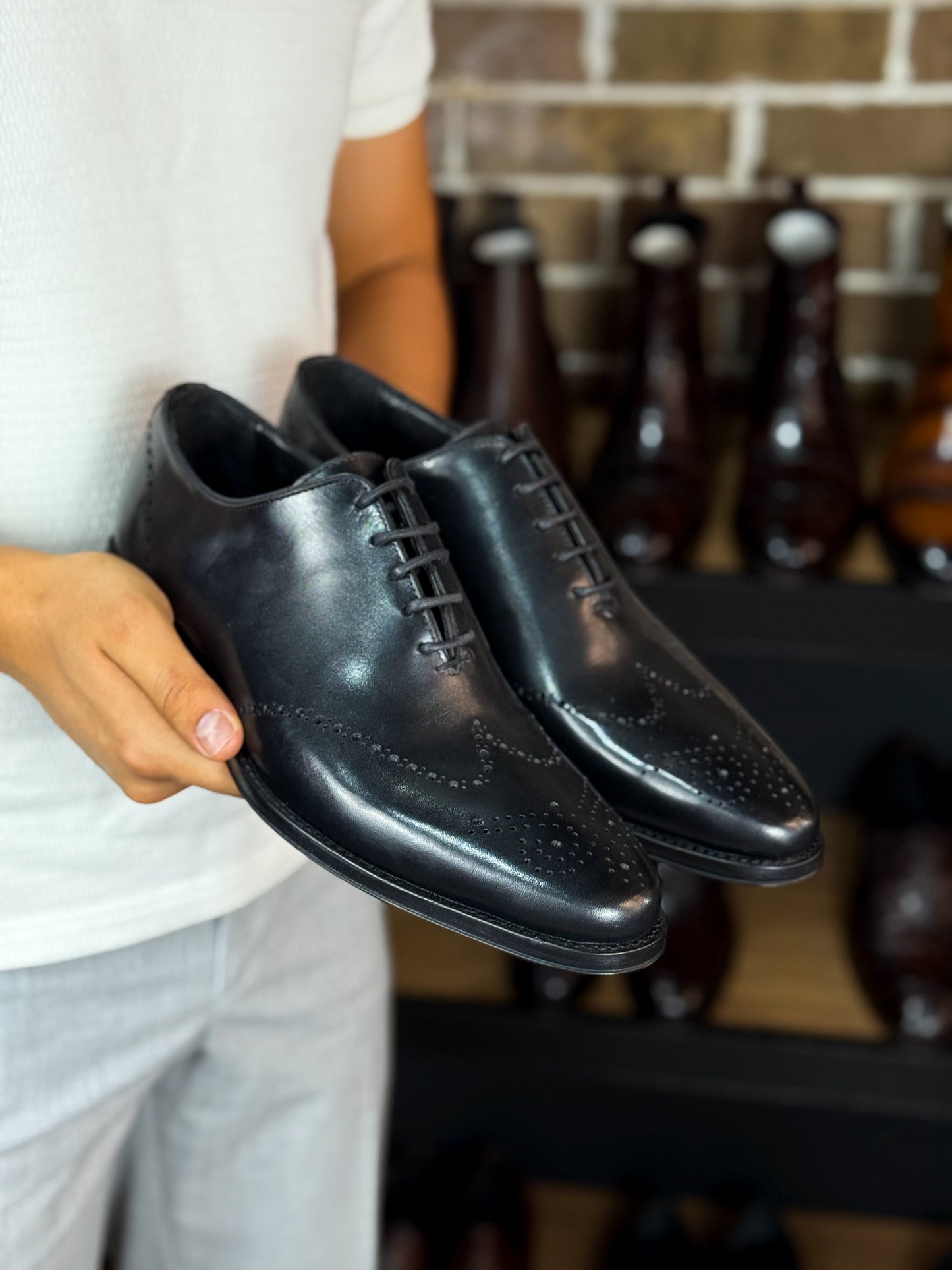 CESAR LEATHER BLACK ITALIA