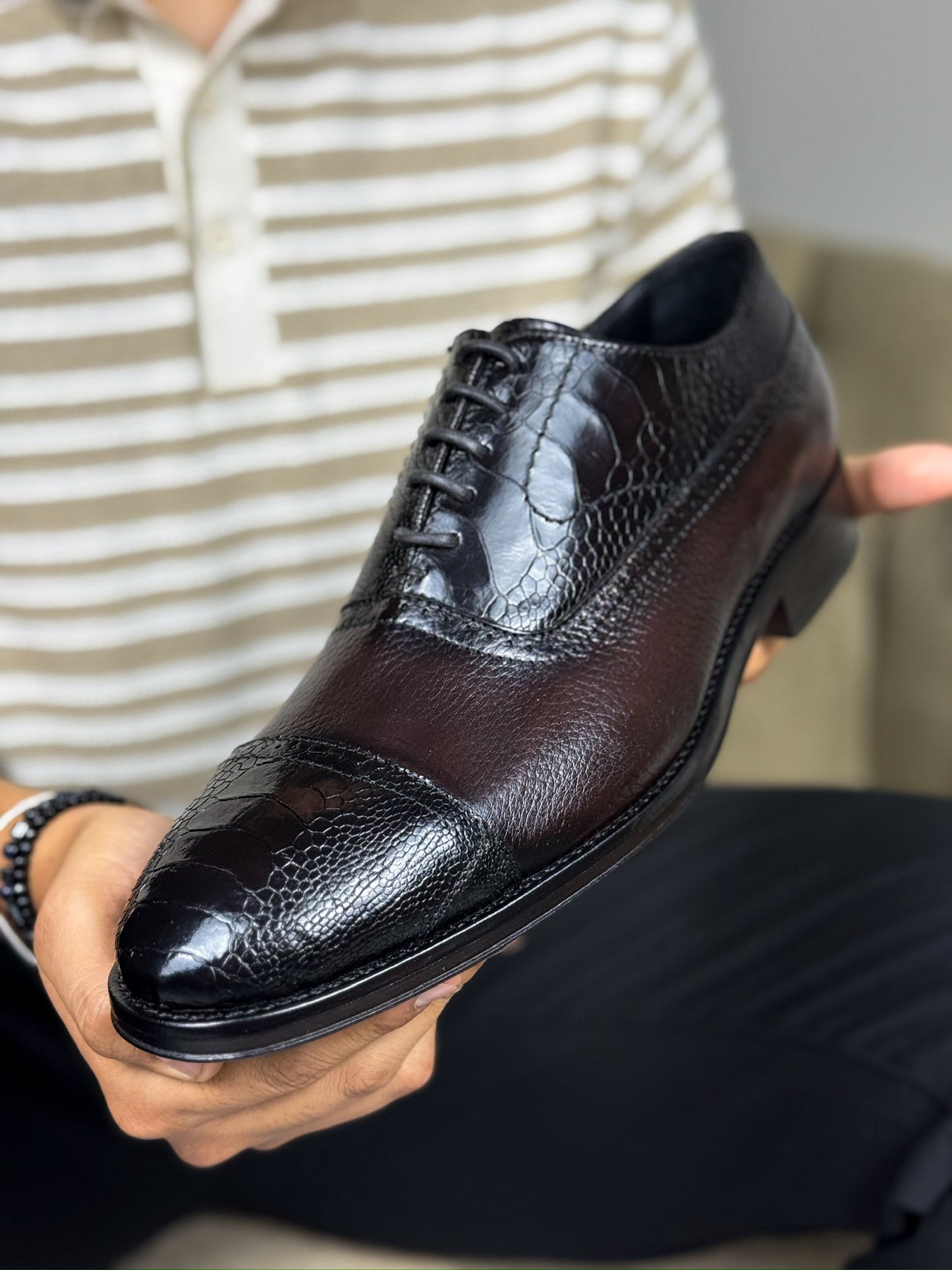 DARK BROWN DEER & OSTRICH WILLIAM