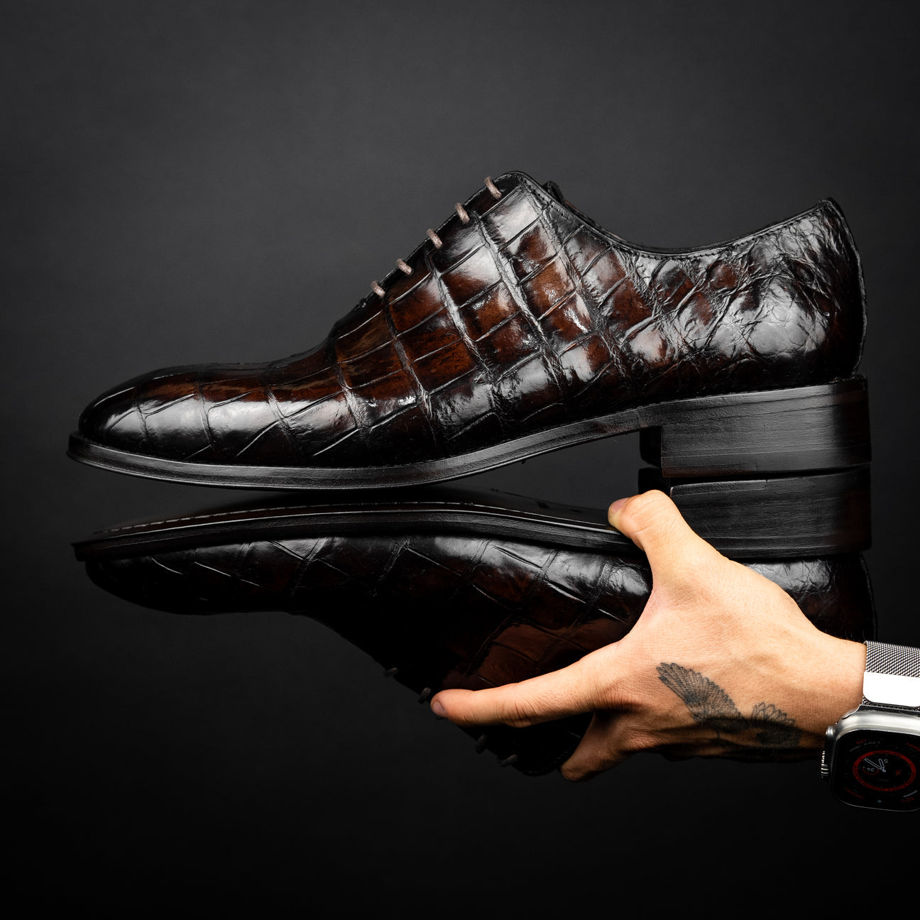 BROWN WHOLECUT CROCO HUGO