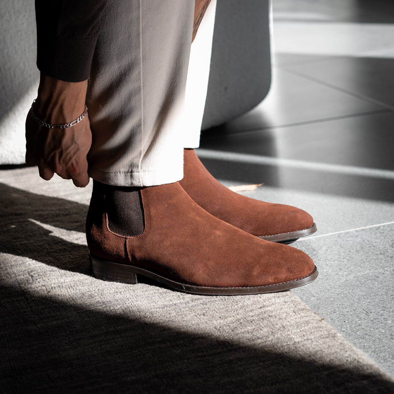 DARK BROWN SUEDE SAMUEL CHELSEA