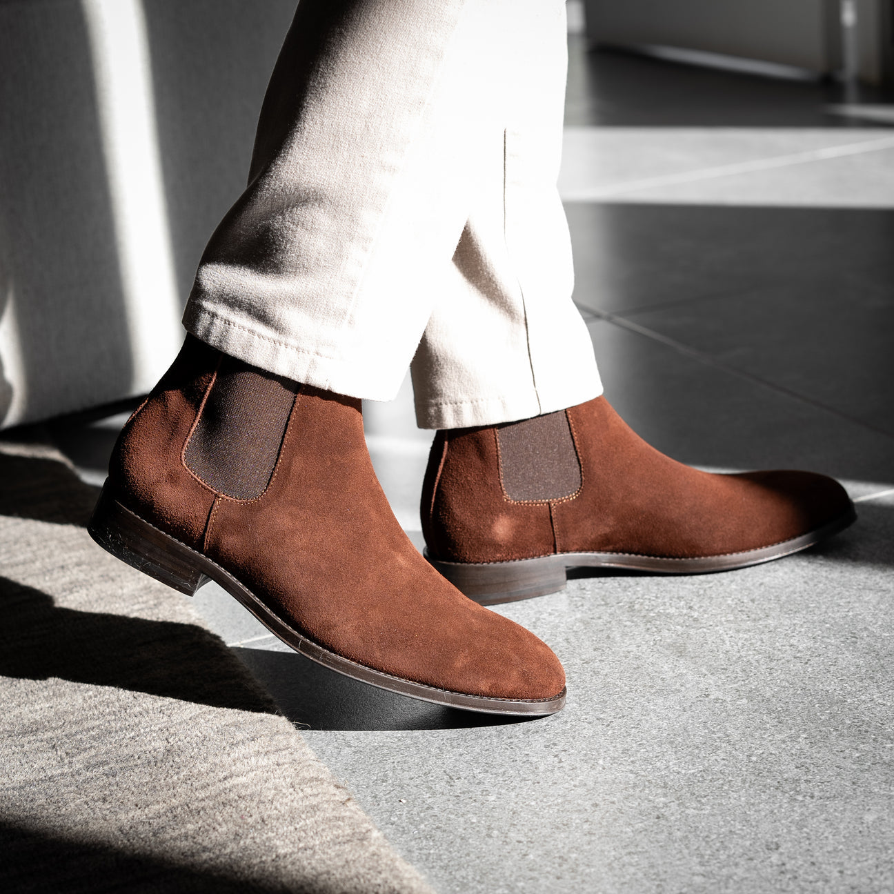 DARK BROWN SUEDE SAMUEL CHELSEA