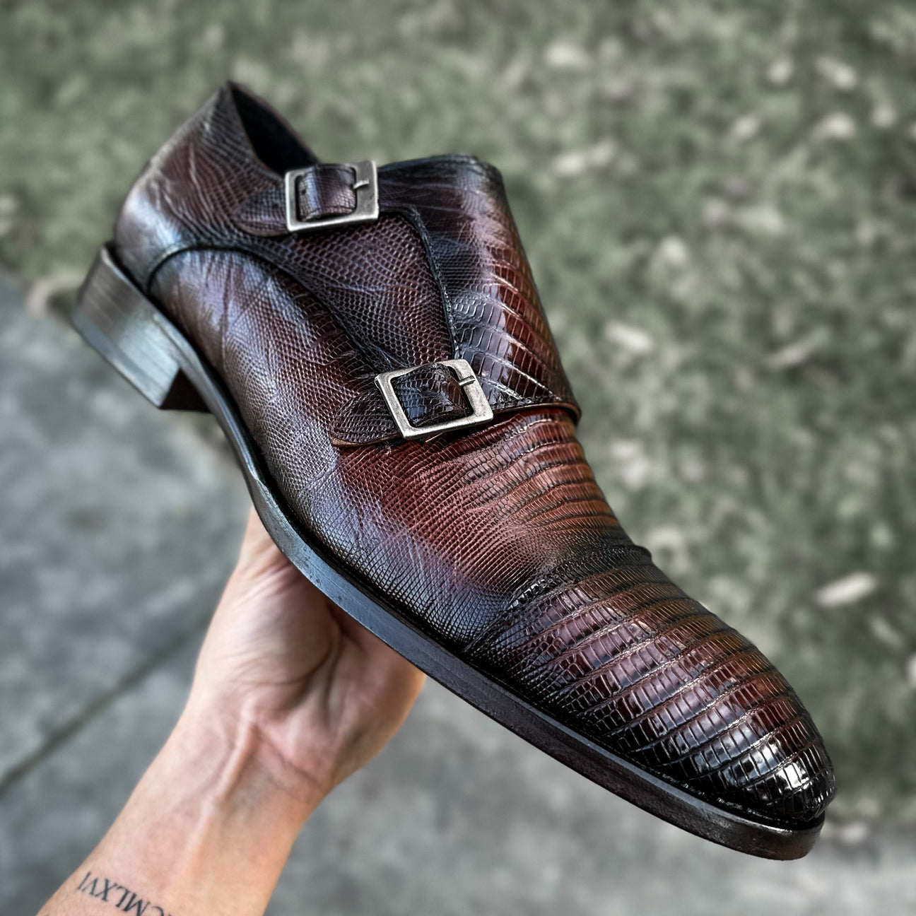 DARK BROWN LIZZARD DANIEL