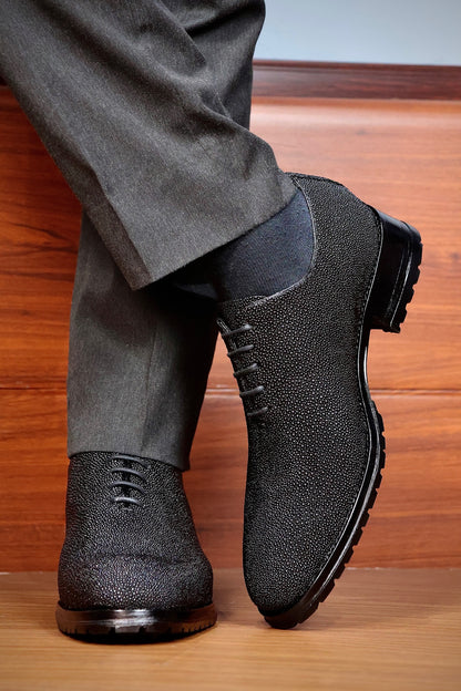 HUGO WHOLECUT MANTARRAYA BLACK (TRACK)