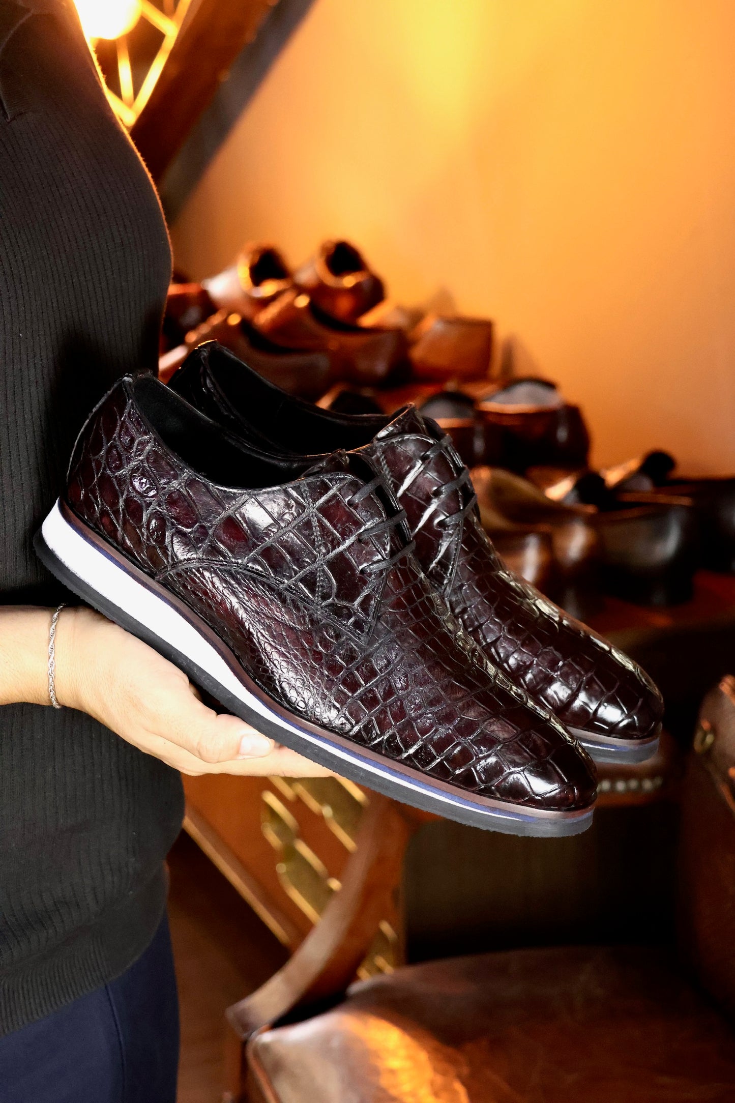 SNEAKER COCODRILO WINE