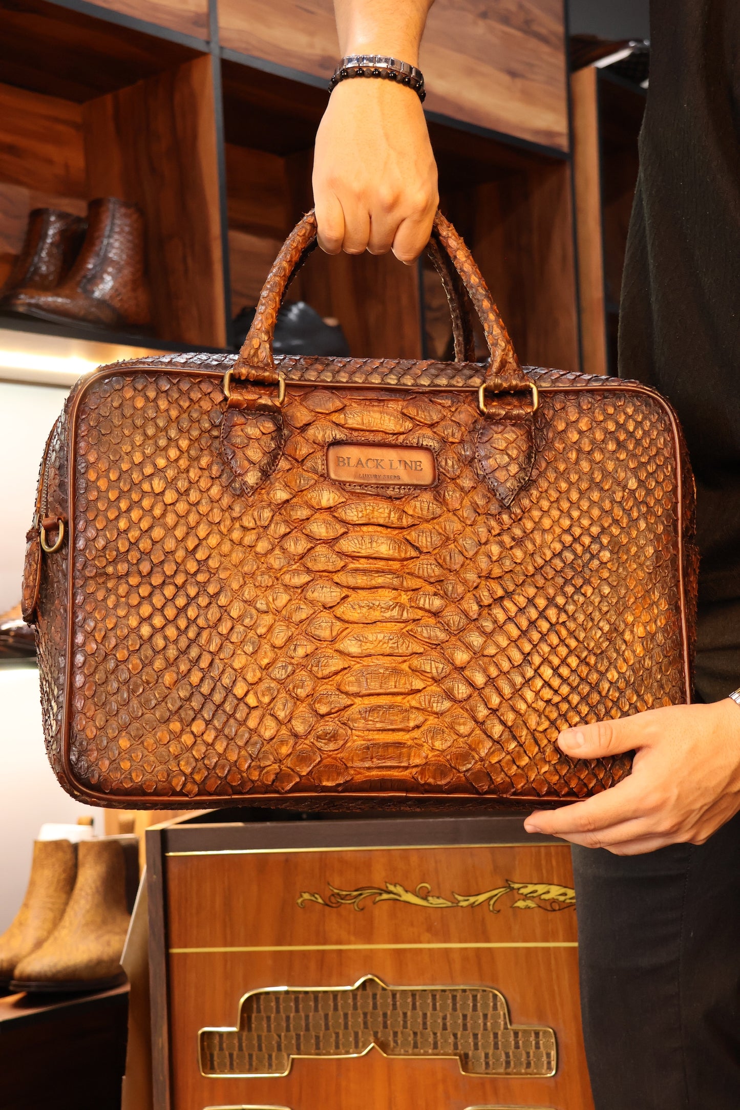 PITON BROWN BRIEFCASE