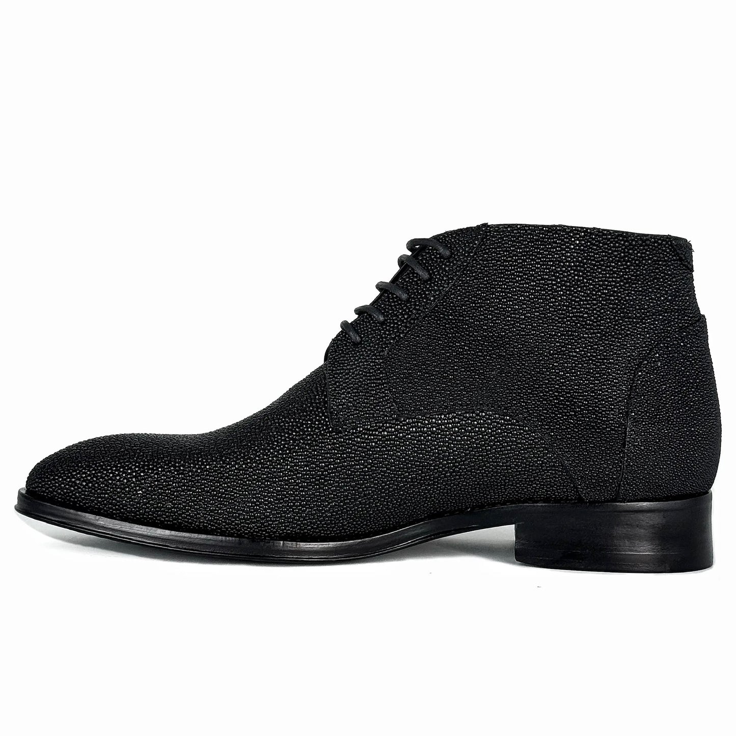 LEONEL MANTARRAYA BLACK