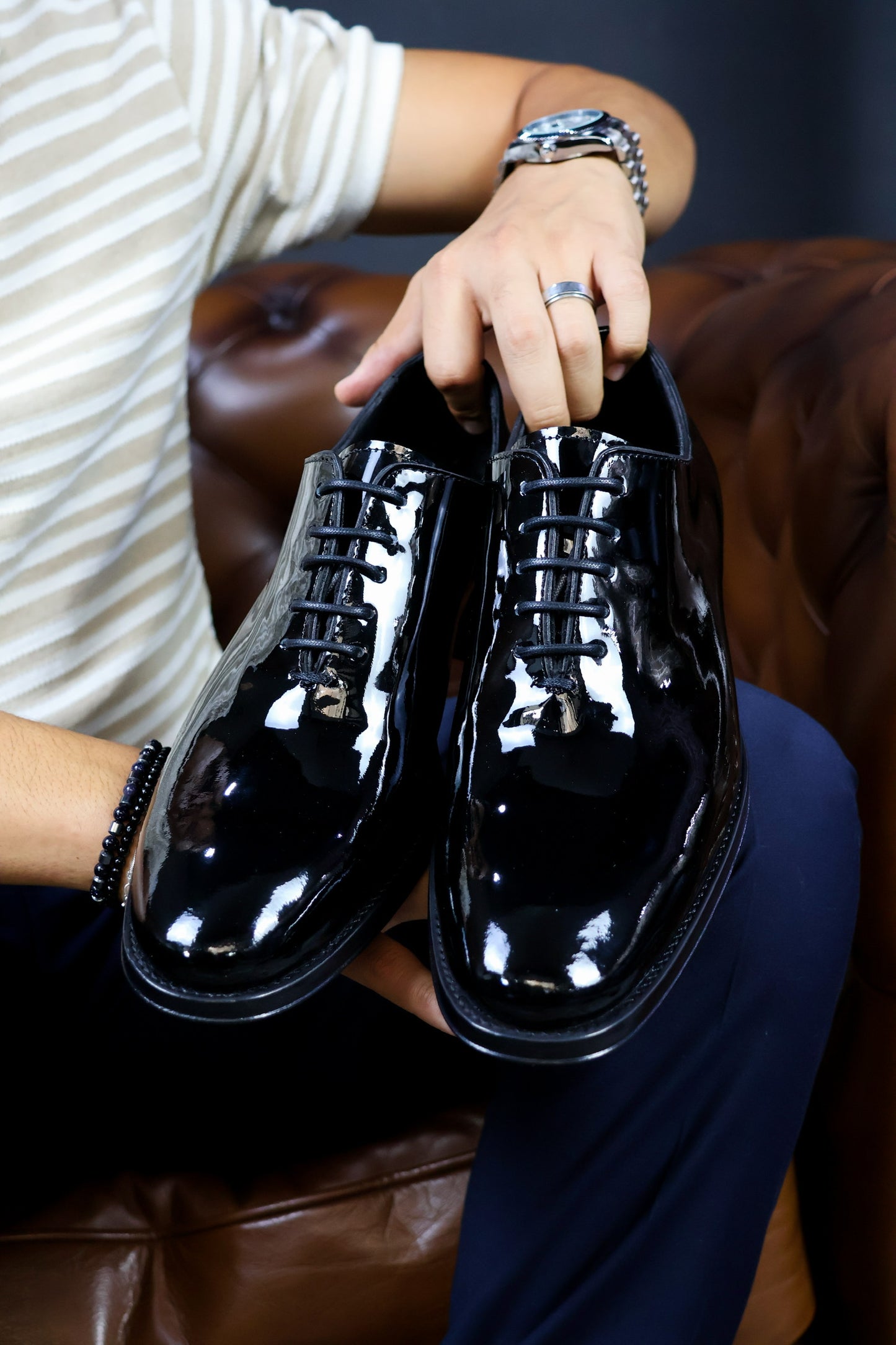 BLACK CHAROL WHOLECUT HUGO